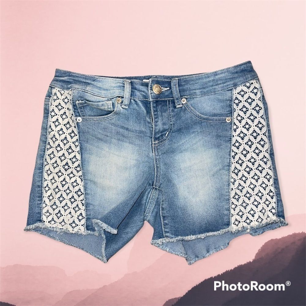 BOHO lace shorts​​​